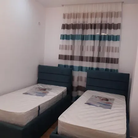 Lida's 2 Bedrooms Апартаменты